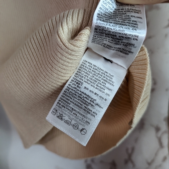 Kangol x H&M Sweater Crop Rib Knit Mock Turtle Neck Womens Beige - Picture 10 of 15